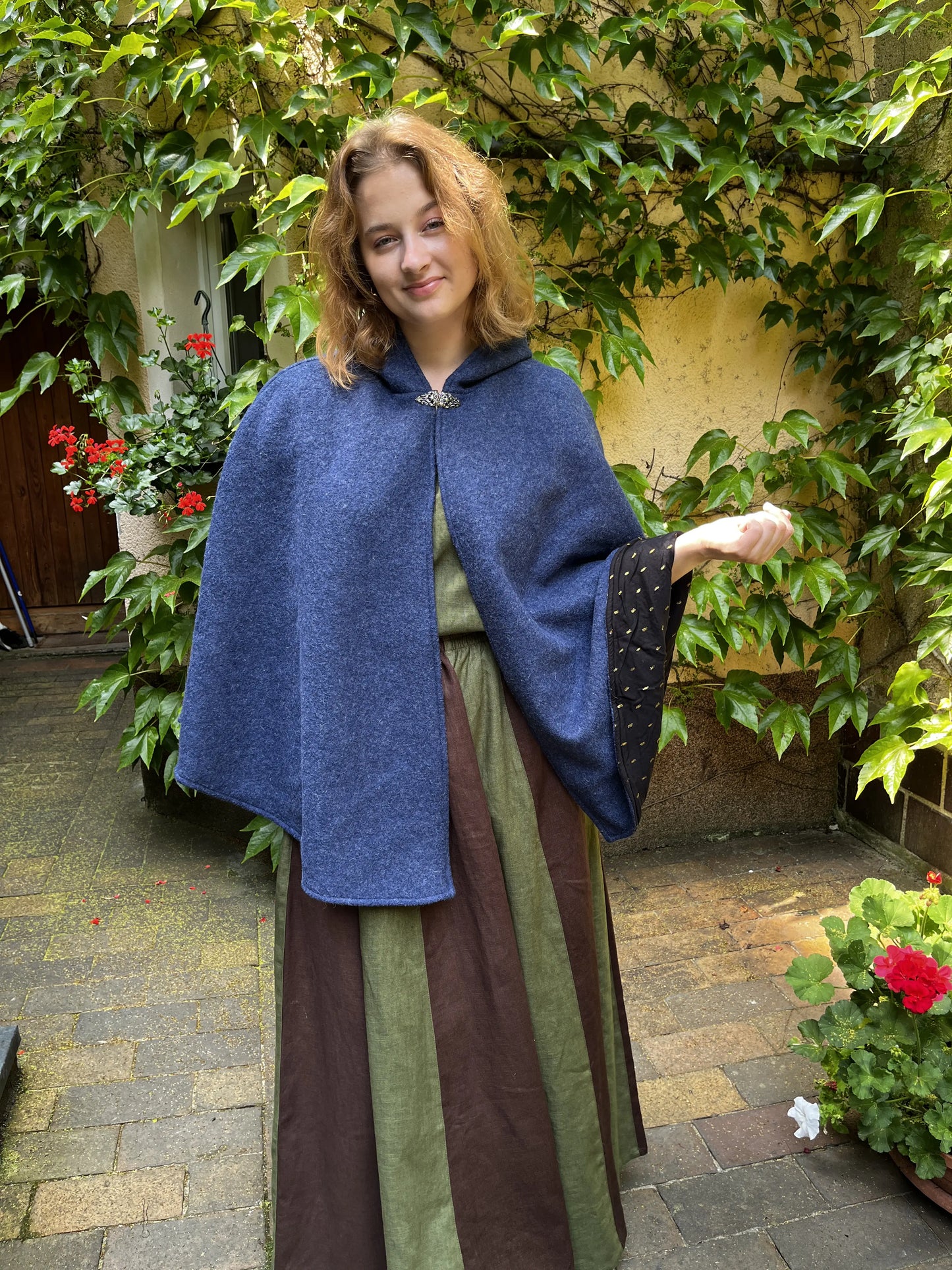 Damenumhang Walkloden Ludmilla blau